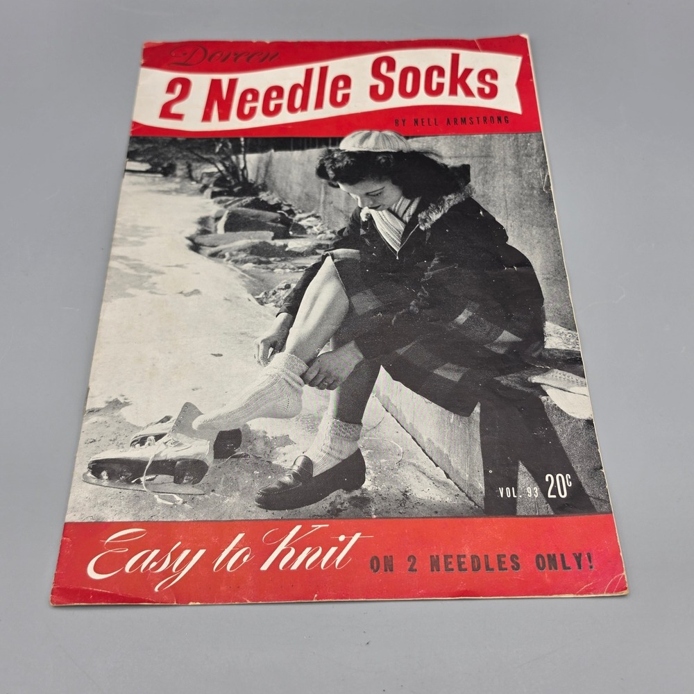 Doreen Knitting Booklet Unisex OS Red 2 Needle Socks Vol 93 Vintage 1946 Pattern